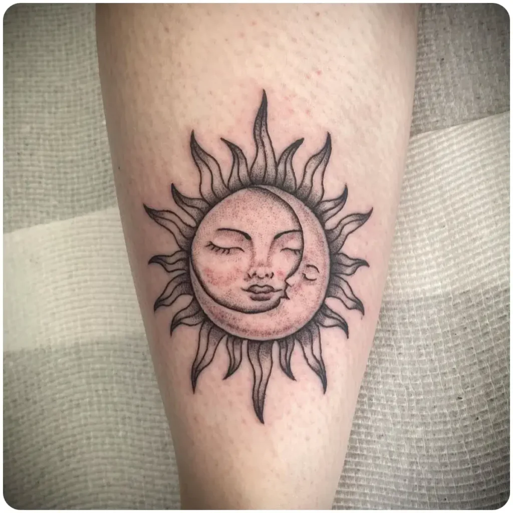 Tatuaggio Sole E Luna: Significato e 37 Idee A Cui Ispirarsi (2023)