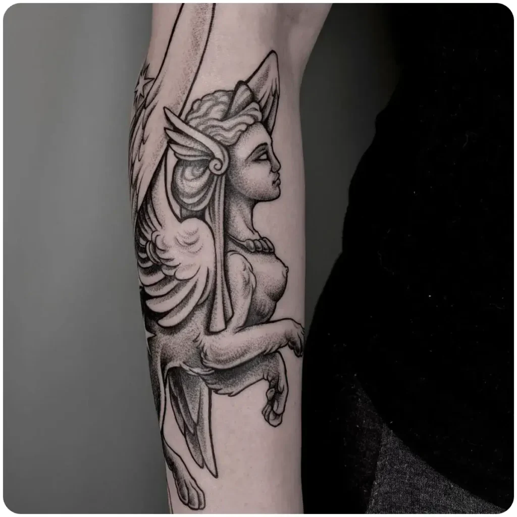 tatuaggio sfinge grecia