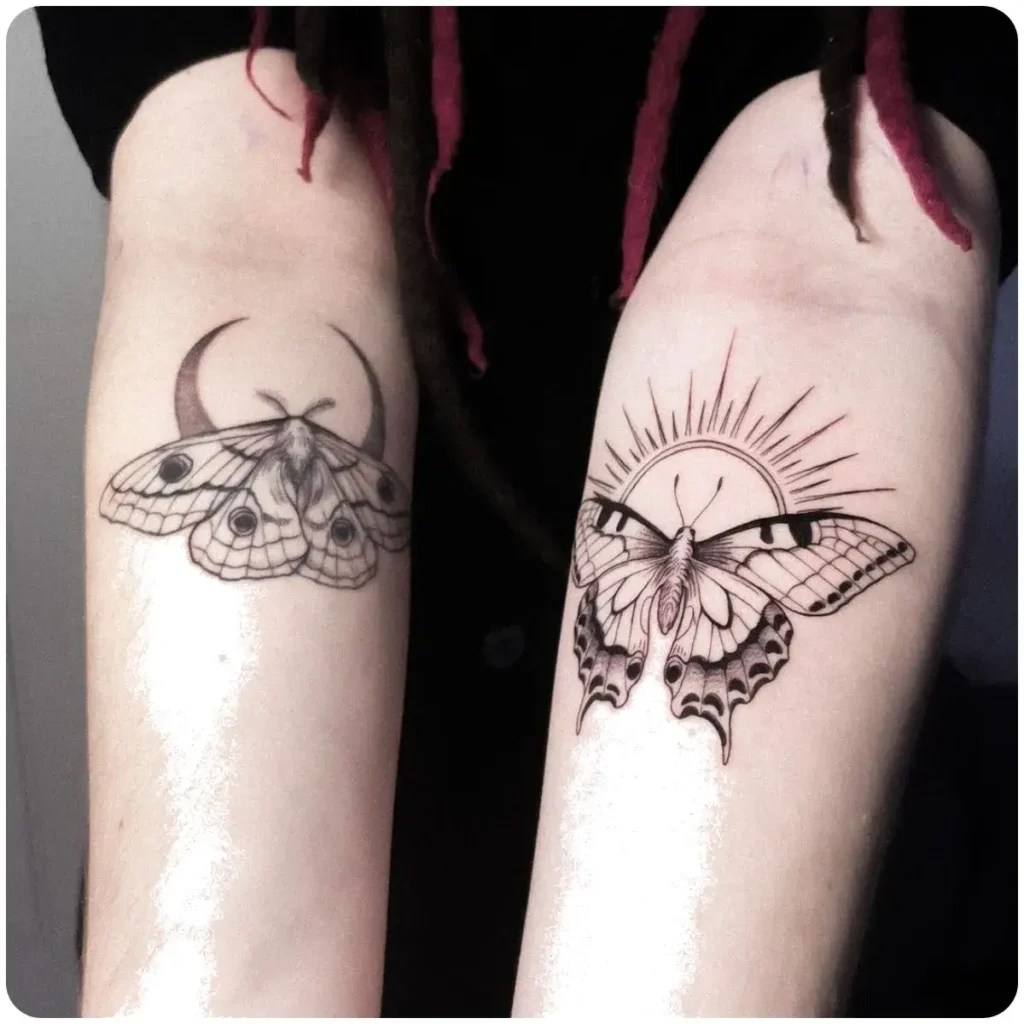 tatuaggio sole e luna falena