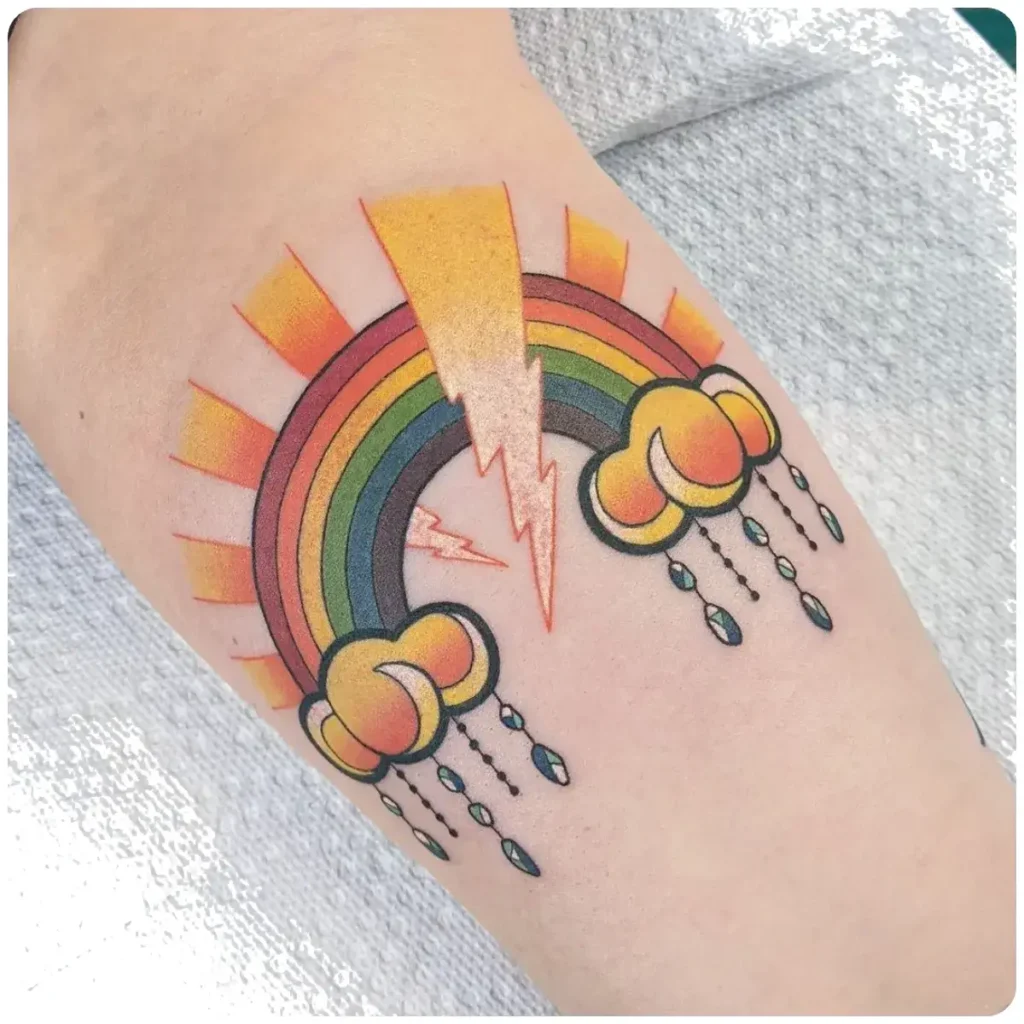tatuaggio fulmine arcobaleno