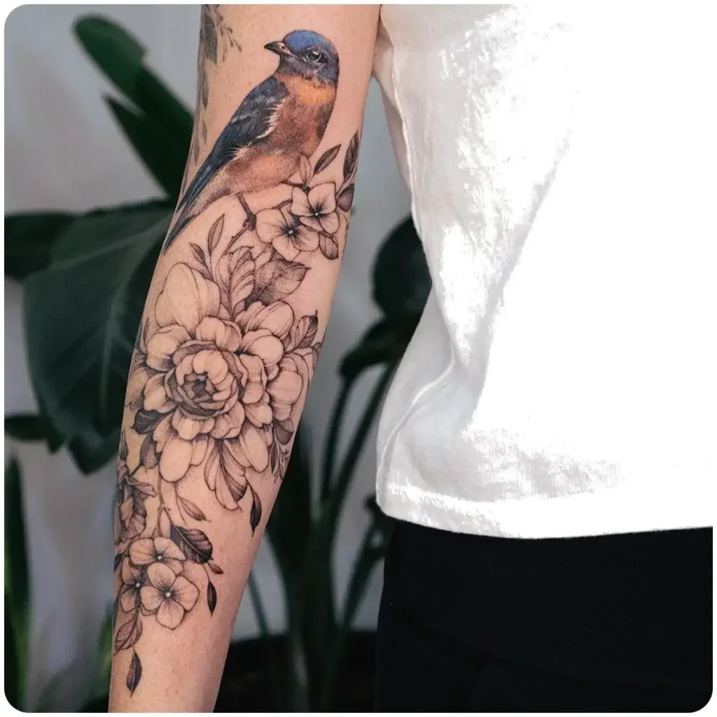 tatuaggio peonia uccello