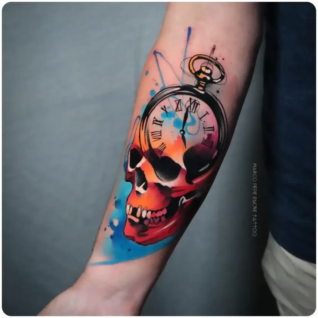 tatuaggio teschio orologio