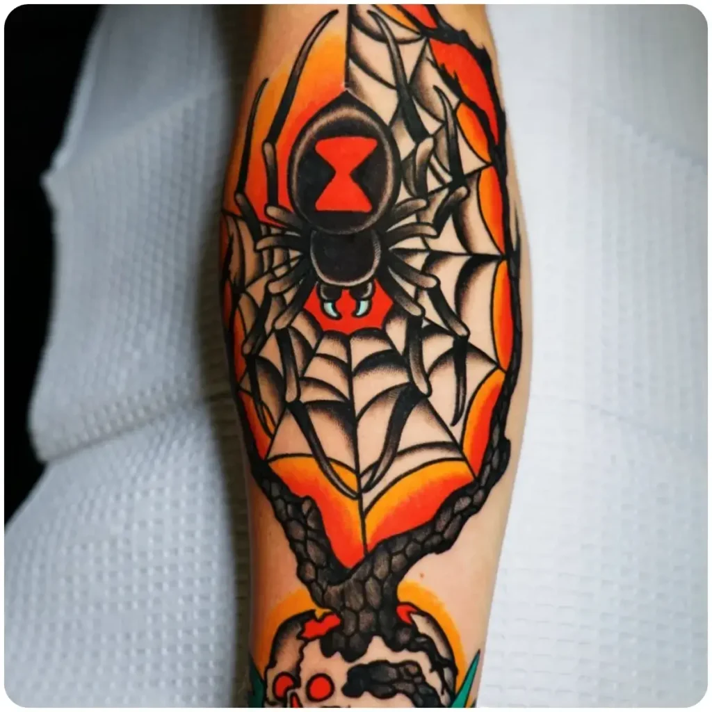 tatuaggio vedova nera traditional